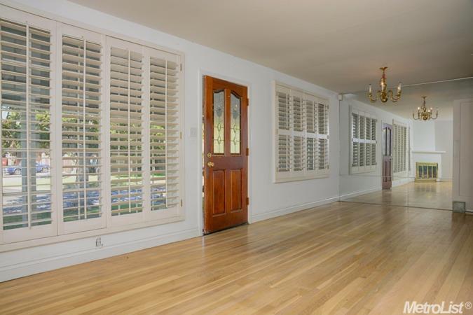 3712 Duran Cir