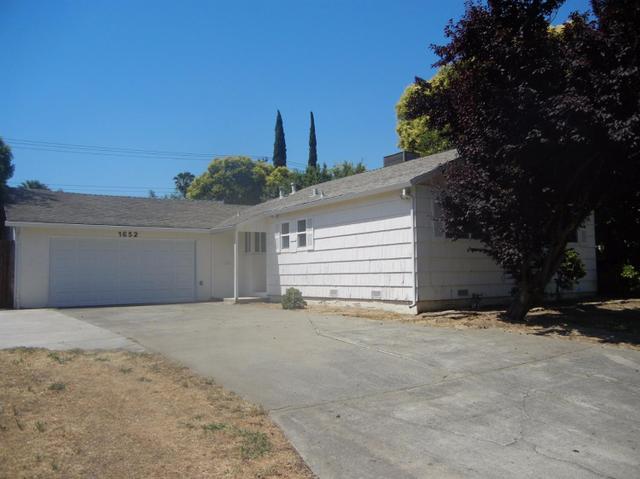 1632 68th Ave
