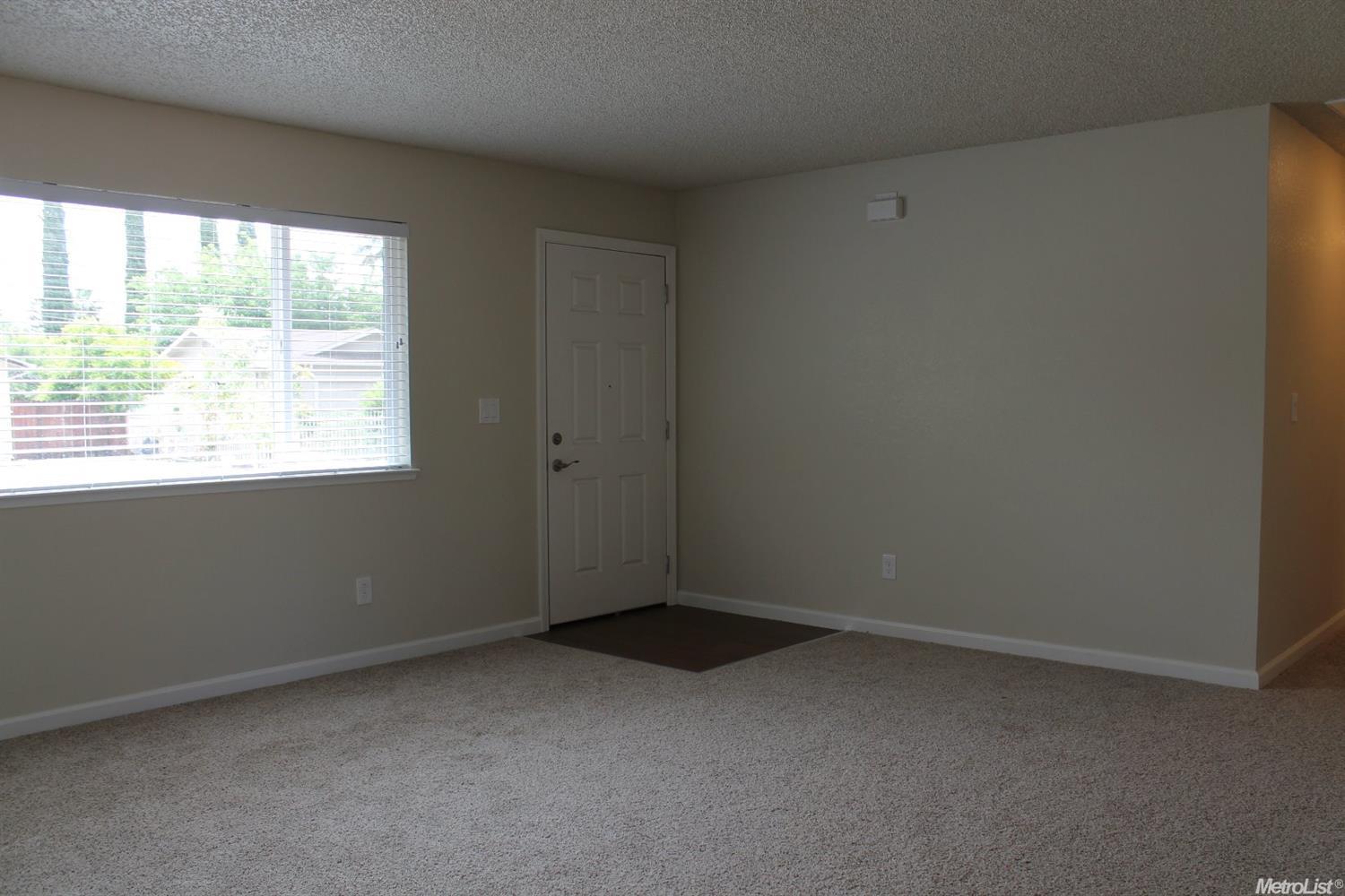 For Sale: 7470 Sylvia Way Sacramento, CA 95822