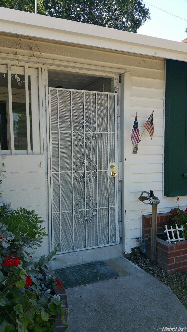 For Sale: 7332 21st St Sacramento, CA 95822