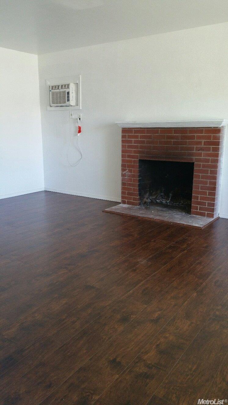 For Sale: 7332 21st St Sacramento, CA 95822
