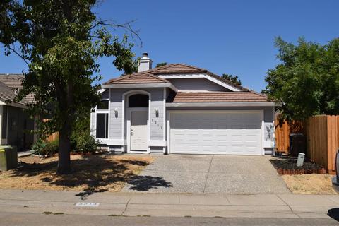 8638 Sunnybrae