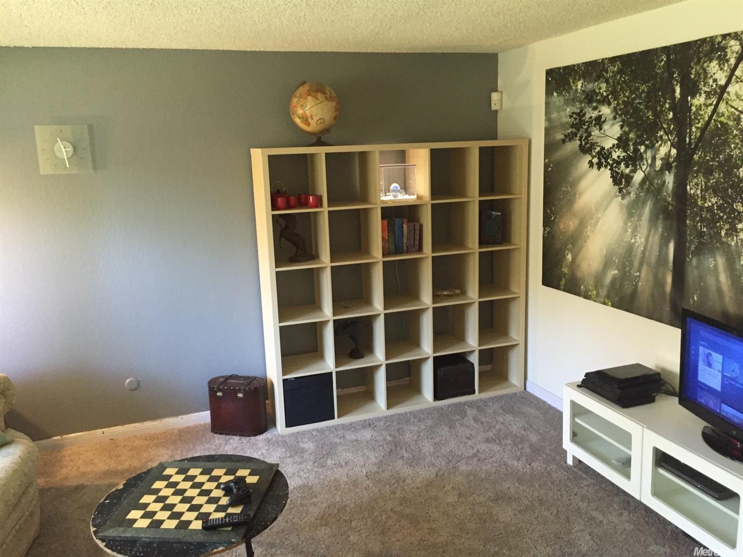 For Sale: 5949 Bamford Dr Sacramento, CA 95823
