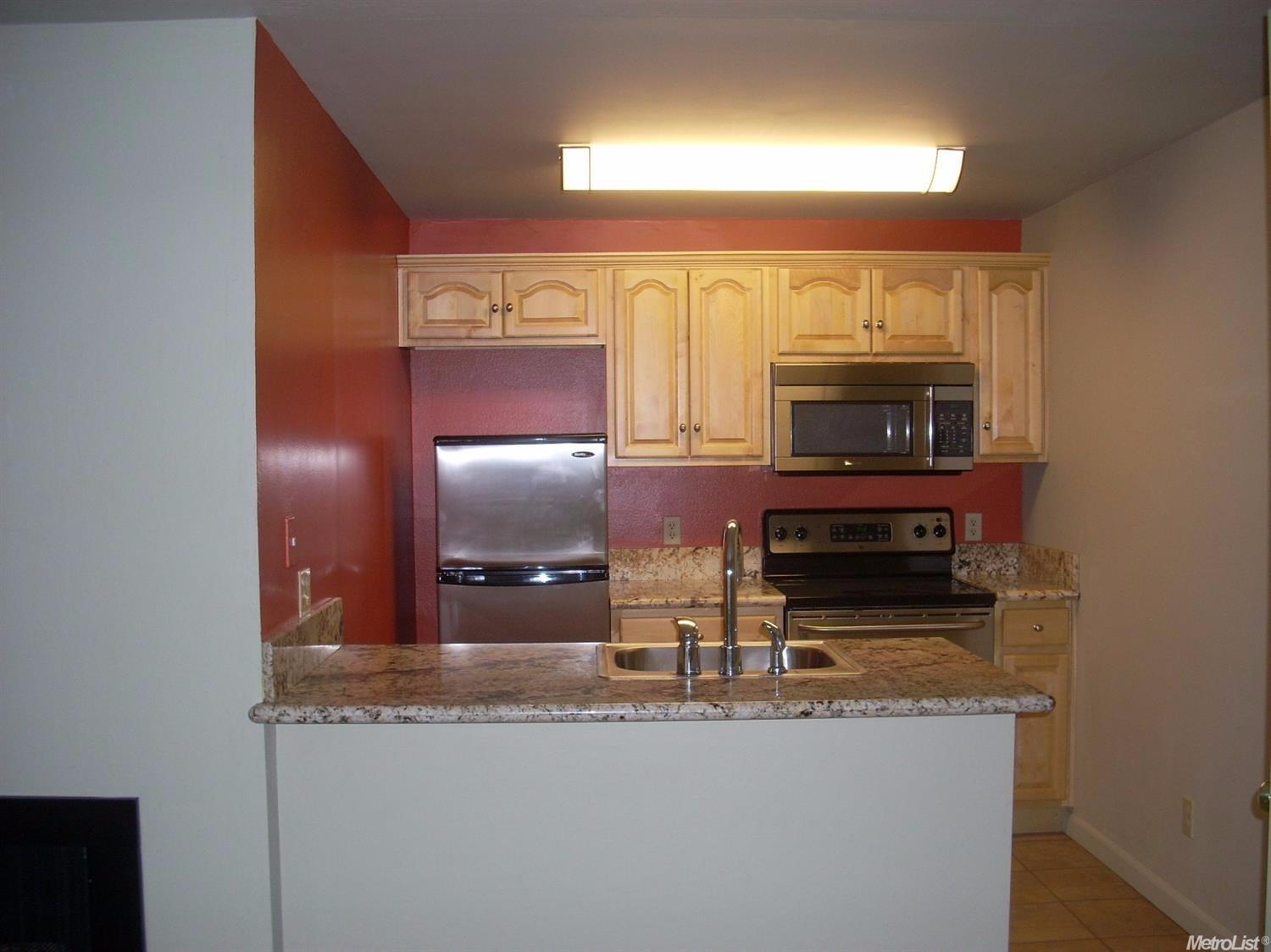 933 Fulton Ave #436