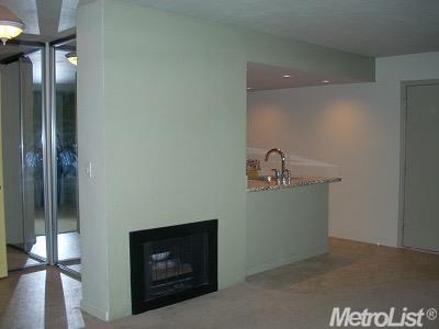 933 Fulton Ave #436