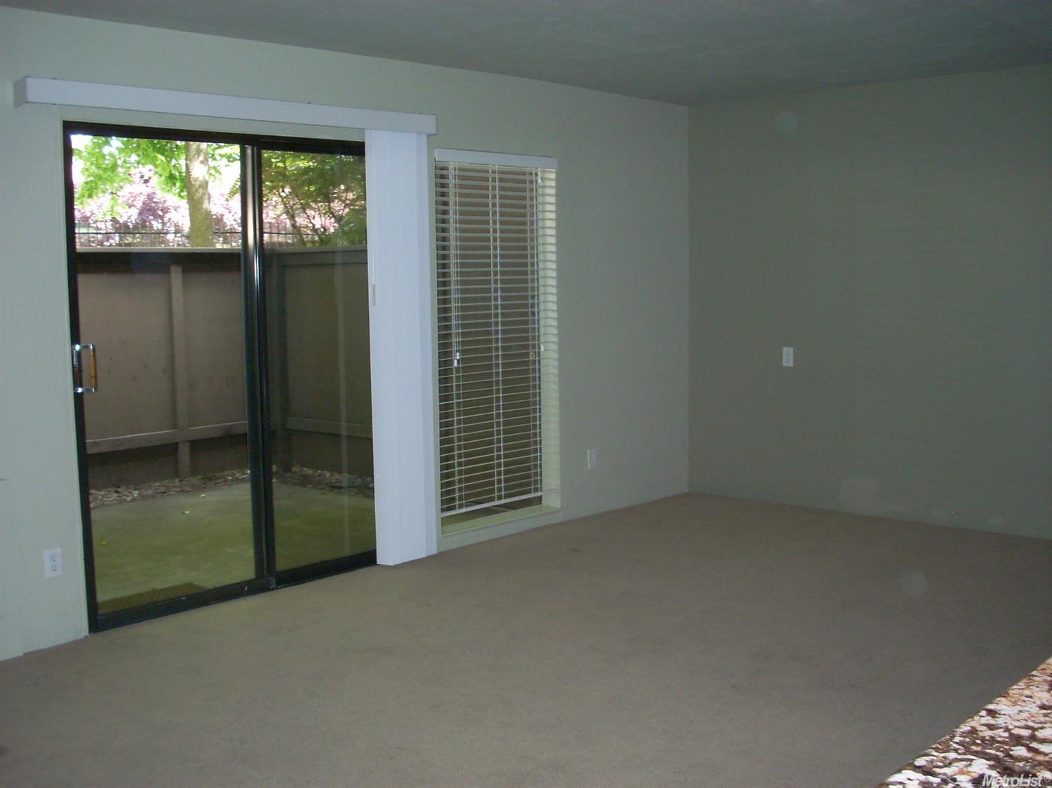 933 Fulton Ave #436