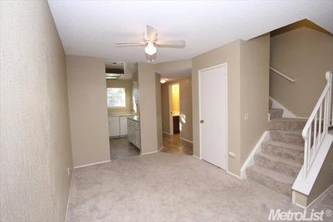 5123 Connecticut Dr #2