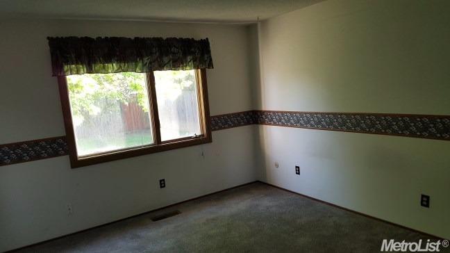 For Sale: 8572 Napier Way Sacramento, CA 95828