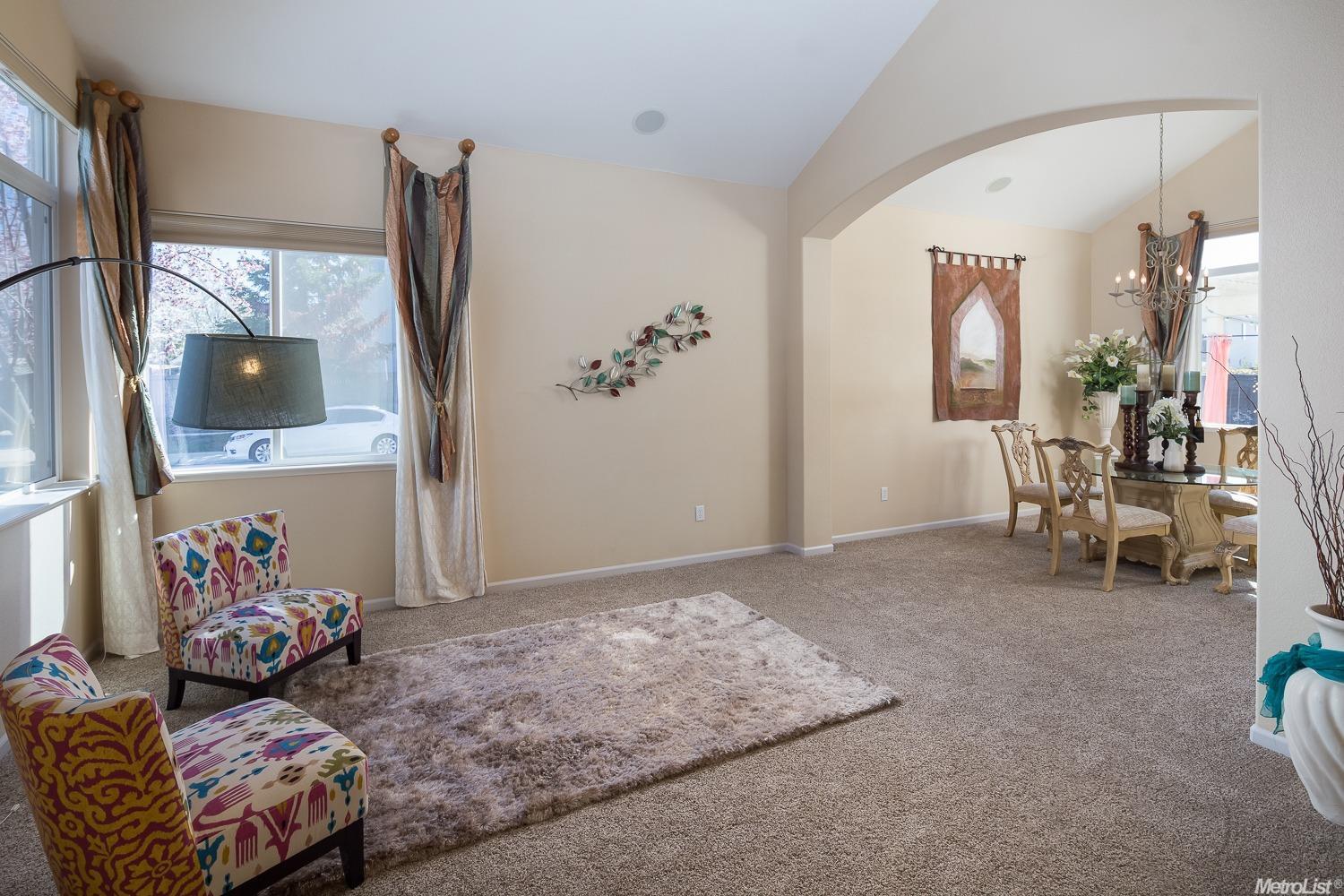 For Sale: 10074 Silver Legends Dr Sacramento, CA 95829