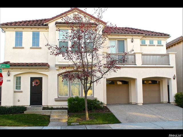 2300 Donner Pass Ave