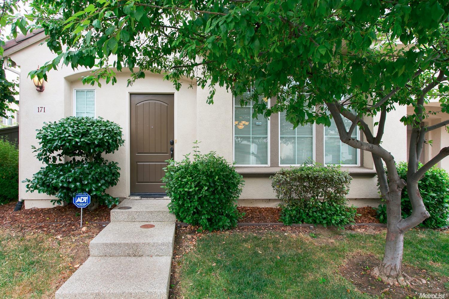 For Sale: 171 Martis Valley Cir Sacramento, CA 95835