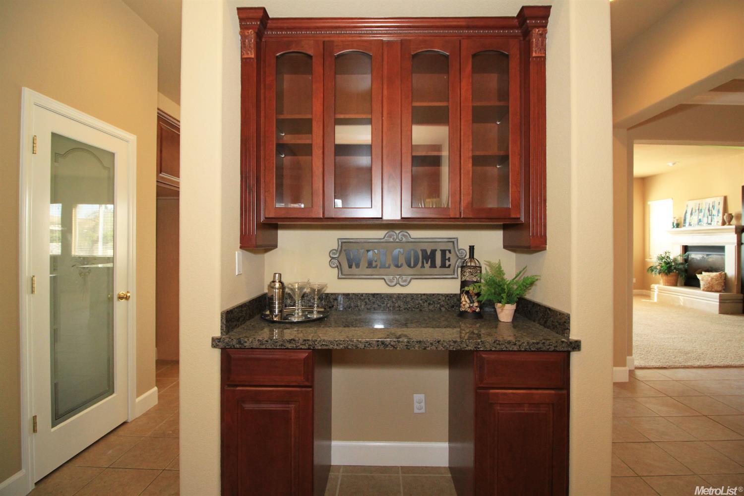 271 Vista Creek Cir