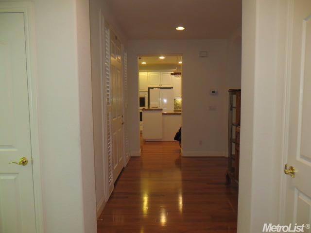 170 Montilla Cir