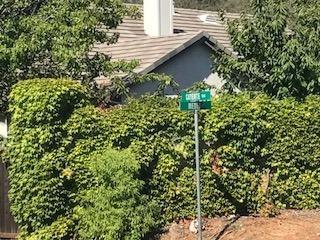 7905 32 Ave