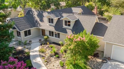 7905 32 Ave
