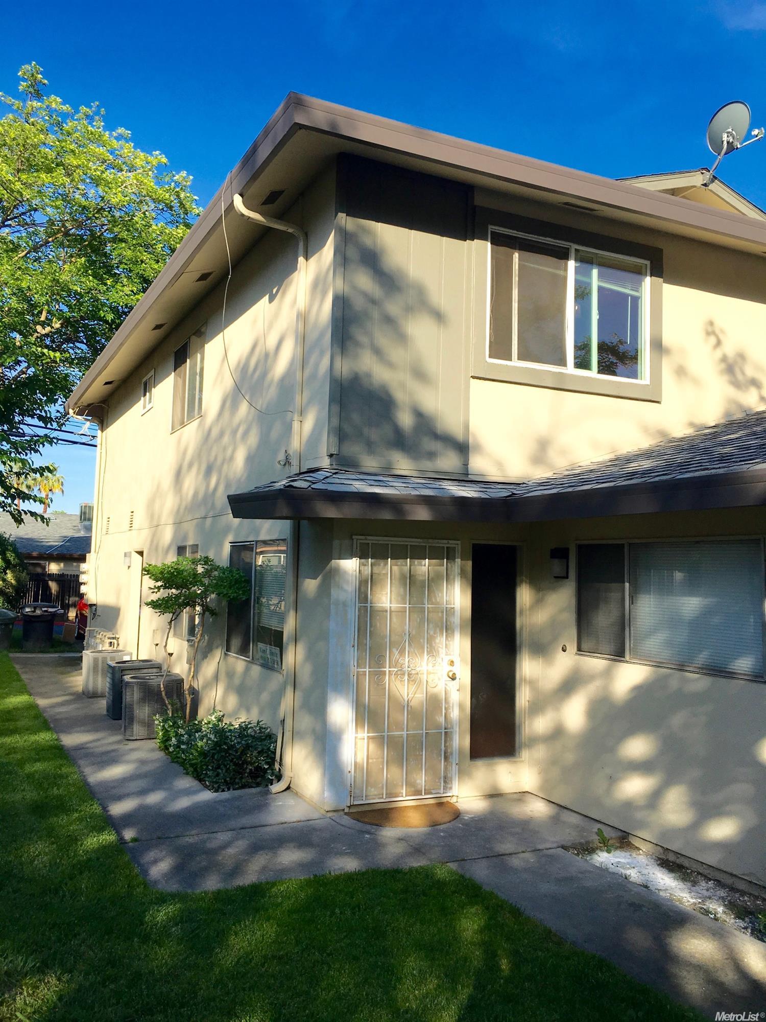 For Sale: 5906 Walerga Rd #APT 3 Sacramento, CA 95842