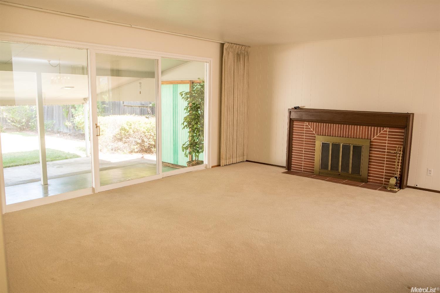 For Sale: 4057 Esperanza Dr Sacramento, CA 95864