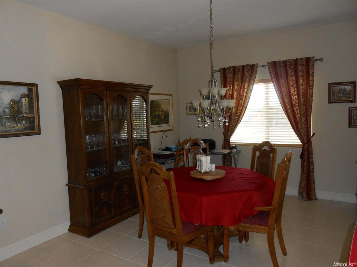 1713 Rainham Ct