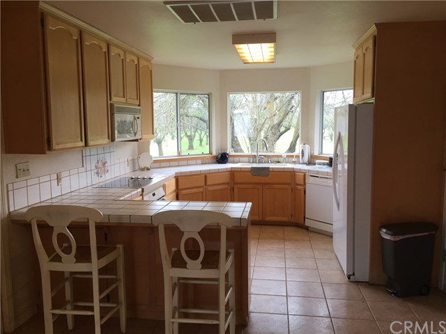 31 Floating Cloud Dr