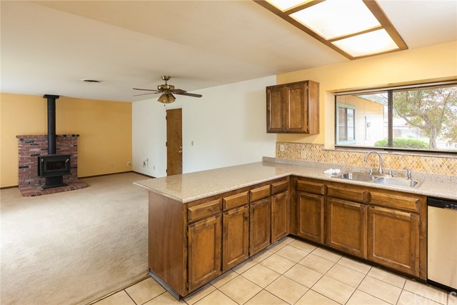 3 Freda Ct