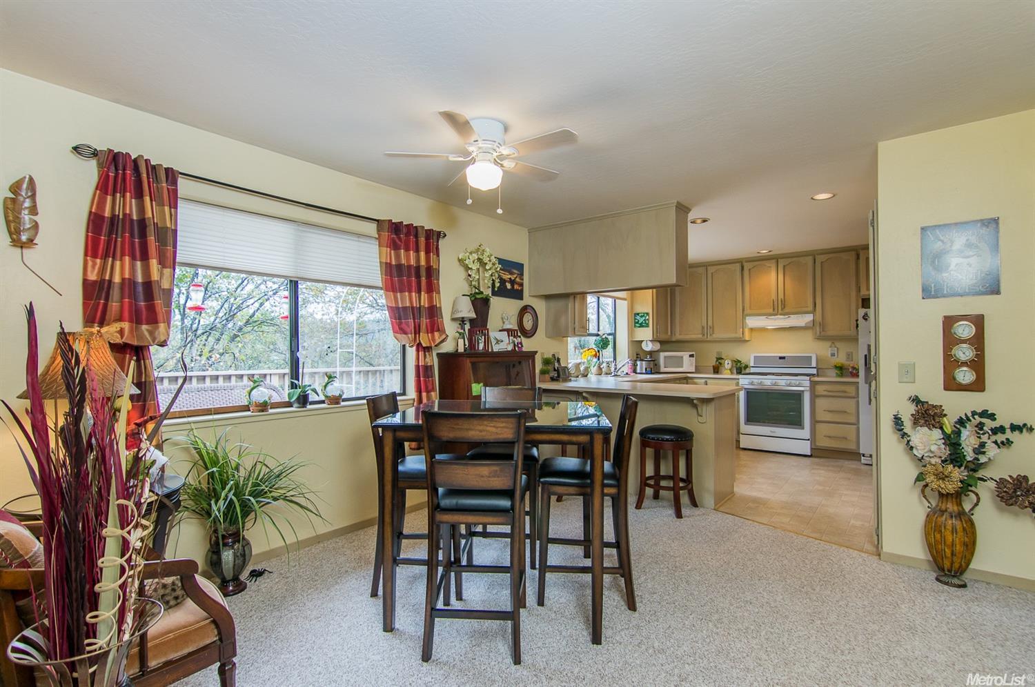 18358 Hummingbird Dr