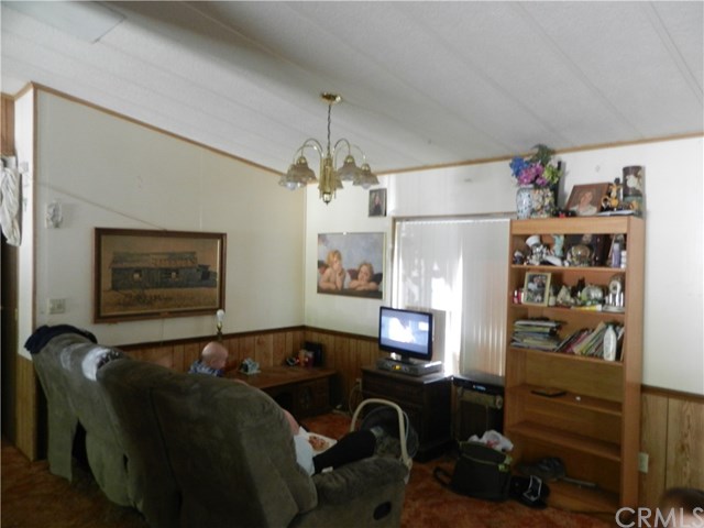14290 Skyway