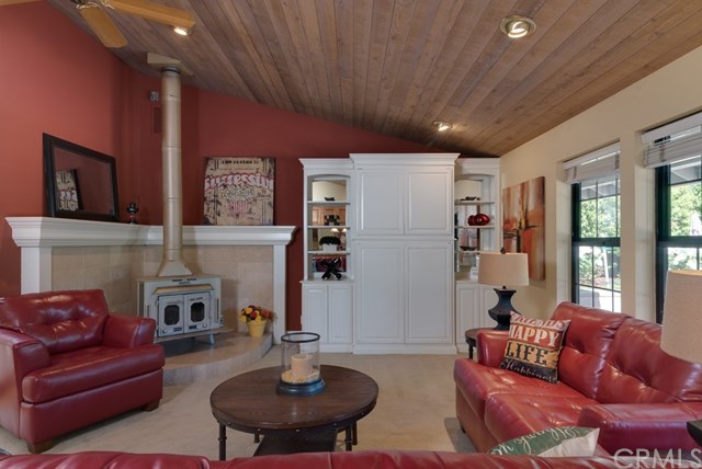 3170 Caribou Ct