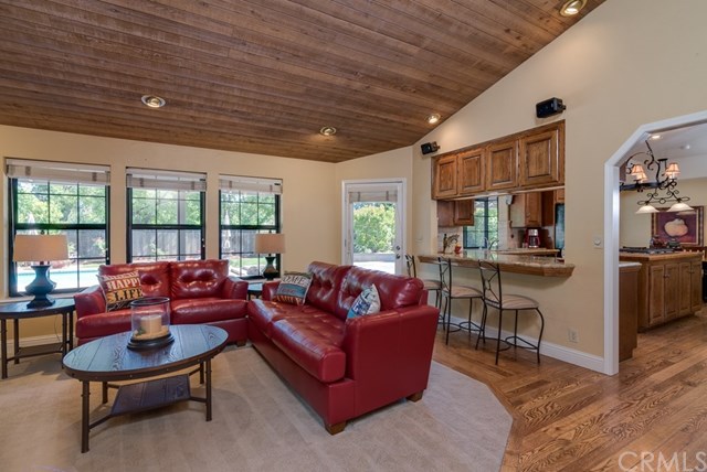3170 Caribou Ct
