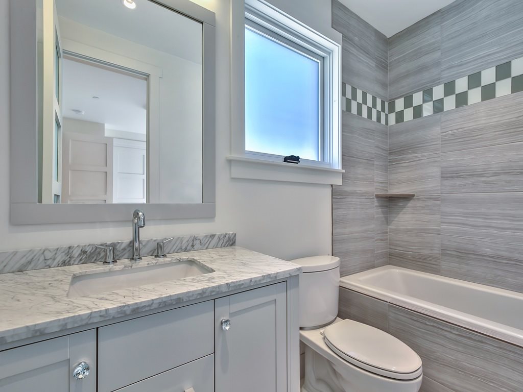 8308 N Lake Blvd #5