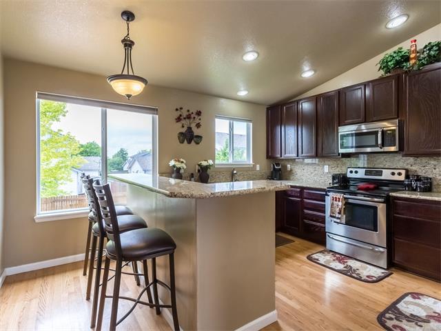 For Sale: 2293 S Genoa St Aurora, CO 80013