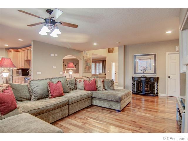 For Sale: 17334 E Weaver Dr Aurora, CO 80016