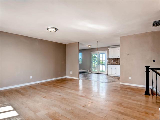 3101 W 10th Avenue Pl