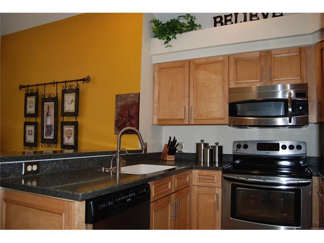 For Sale: 9895 Iris St Broomfield, CO 80021