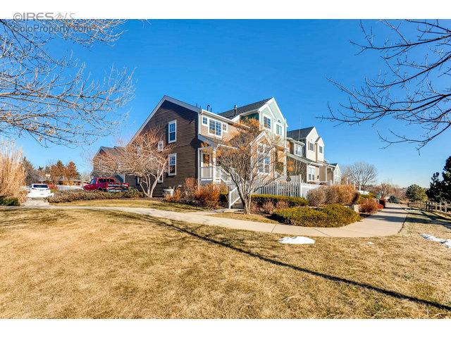 578 Beauprez Ave