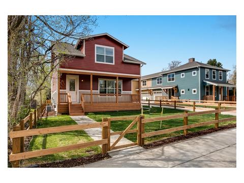 111 N Iowa Ave