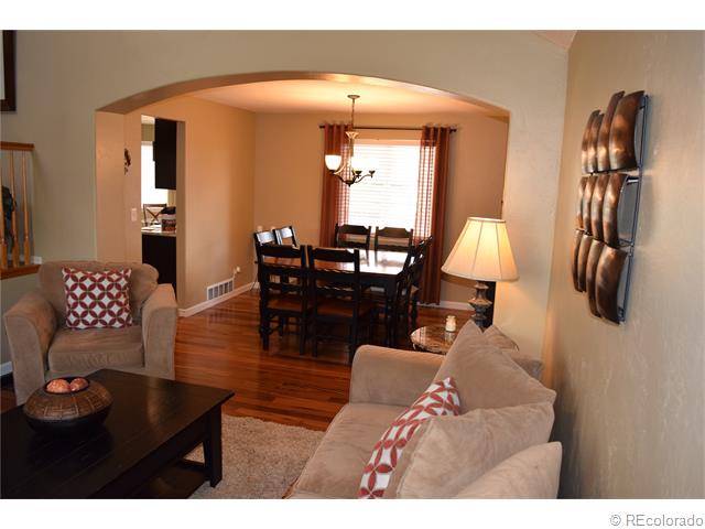 For Sale: 870 Quarterhorse Trl Castle Rock, CO 80104