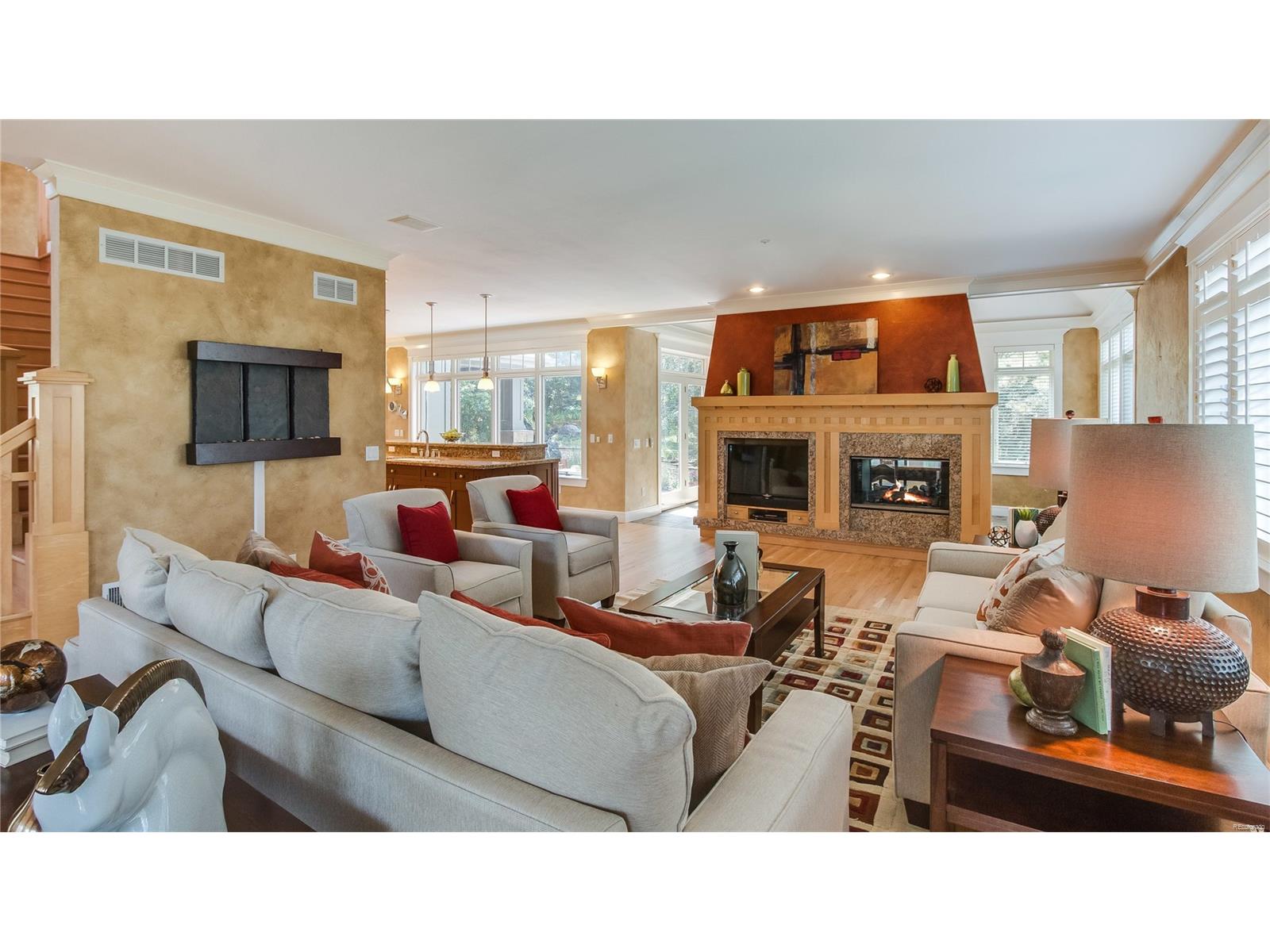 720 Evening Star Ln