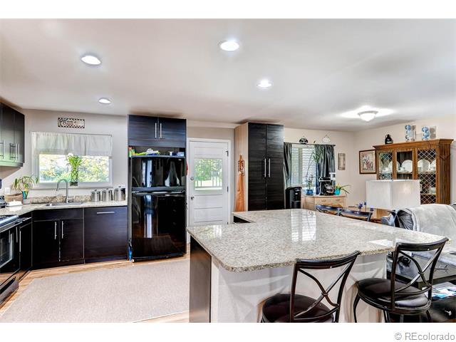For Sale: 7104 S Syracuse St Englewood, CO 80112