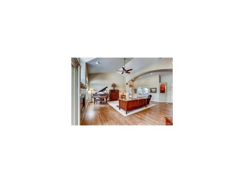 1155 Hoosier Dr