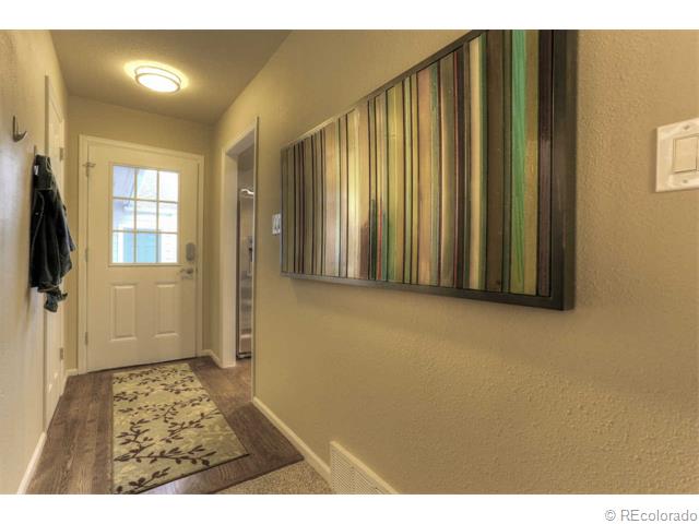 7128 S Vine Cir