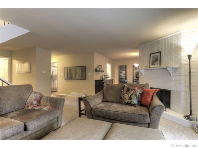 7128 S Vine Cir