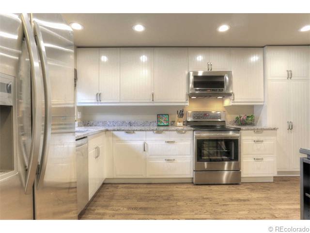 7128 S Vine Cir