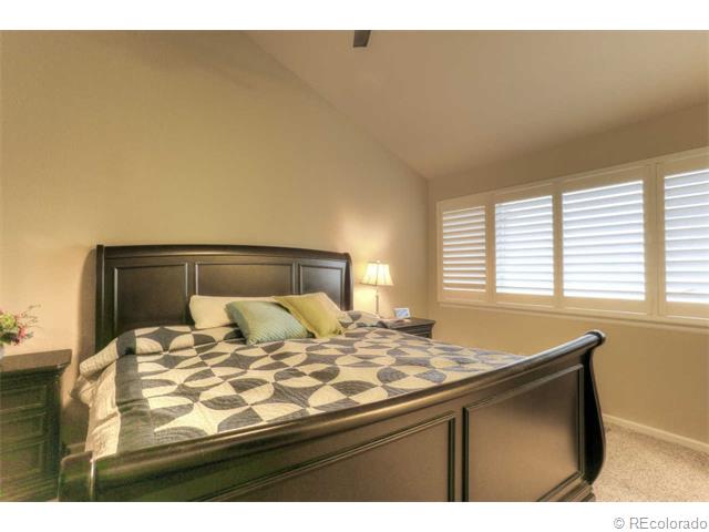 7128 S Vine Cir