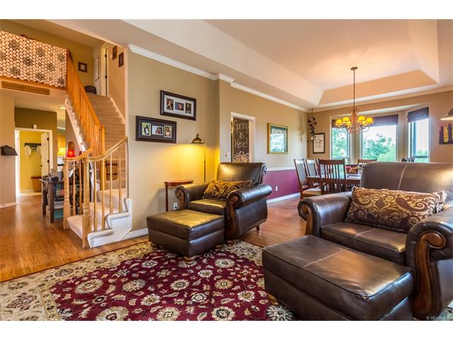For Sale: 2712 Cactus Bluff Pl Littleton, CO 80129