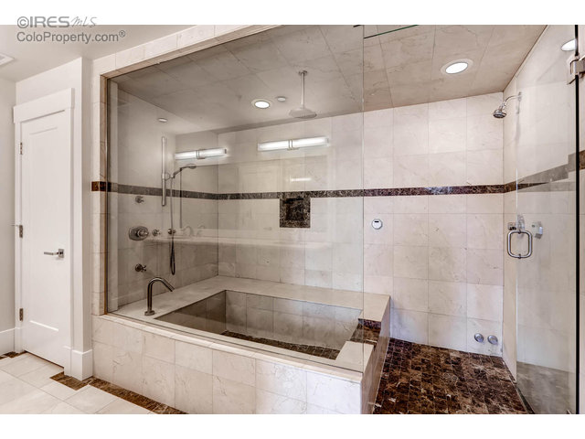 For Sale: 1735 19th St 3c #APT 3C Denver, CO 80202