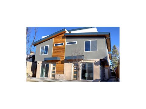 1220 Josephine St