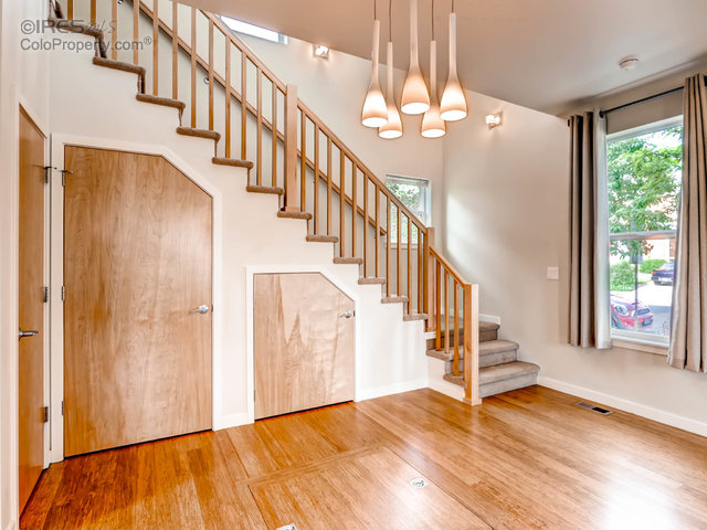 For Sale: 1802 Canyon Blvd 1 #1 Boulder, CO 80302