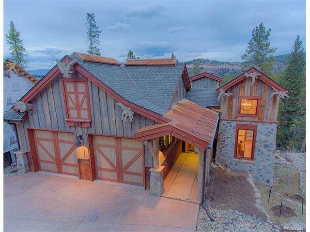 207 Silver Queen Dr