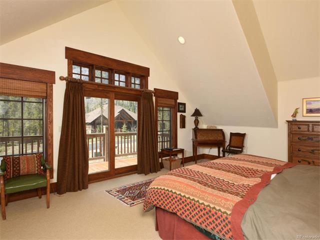 68 Wolf Rock Rd