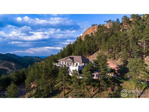 228 Wildwood Ln